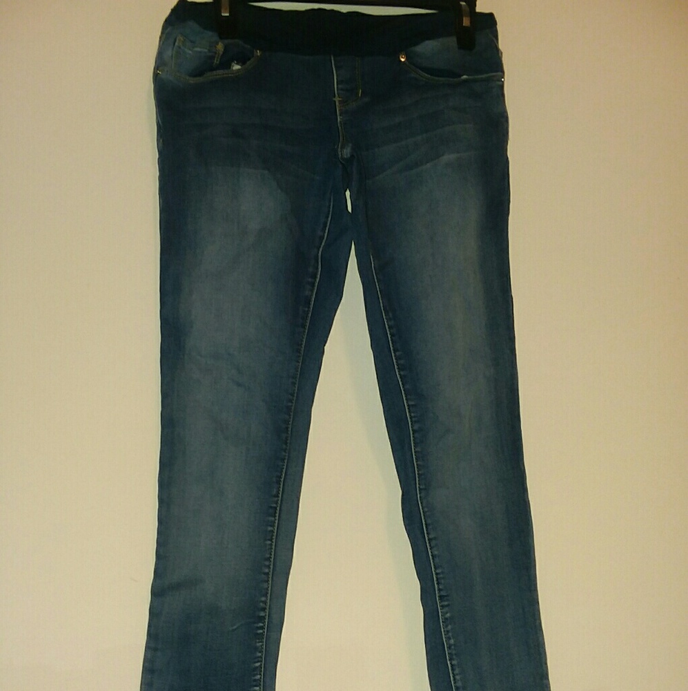 Maternity jeans